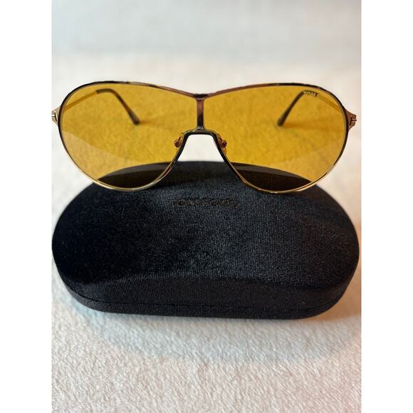 Brand New Tom Ford Sunglasses - Gaia TF 1174 30E Size 71-2-140*2 main image 4